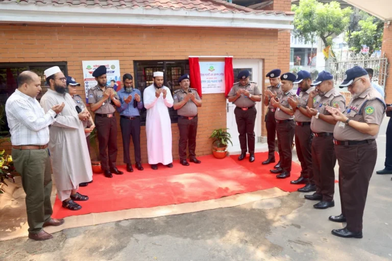 সিএমপির ‘সাইবার সাপোর্ট অ্যান্ড রেসপন্স সেন্টার’ এর উদ্বোধন