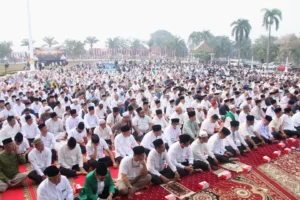 দাবানল ও খরায় কাবু ইন্দোনেশিয়া: বৃষ্টি কামনায় বিশেষ নামাজ